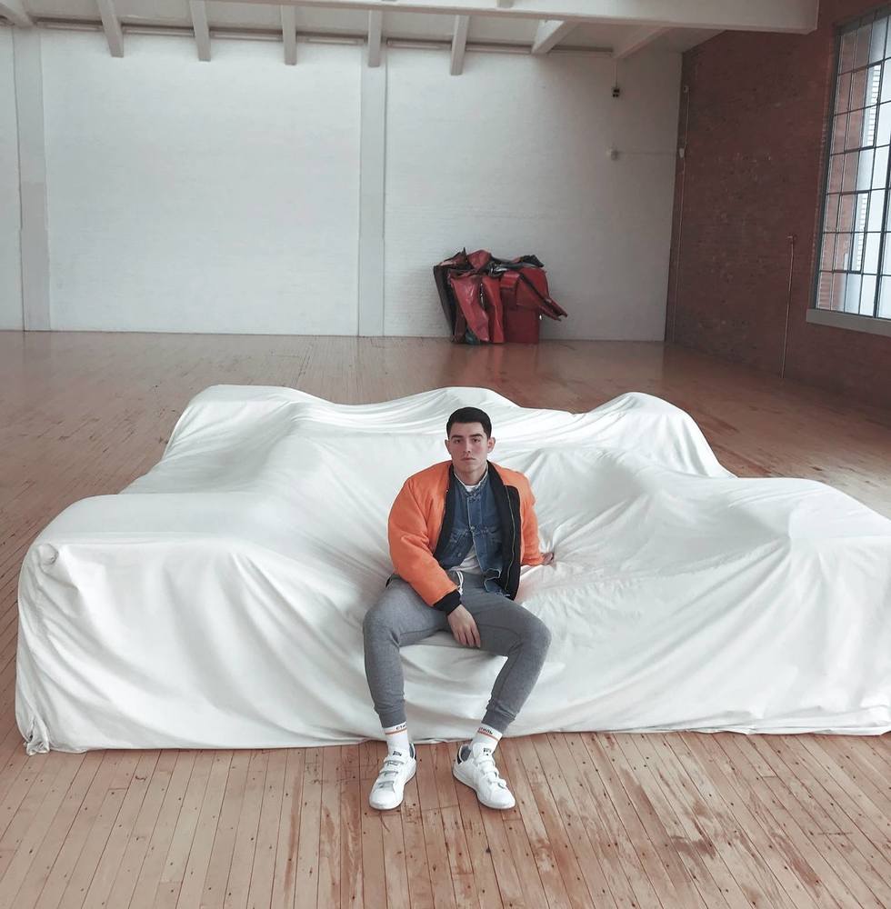 Meet your Posher, Brandon